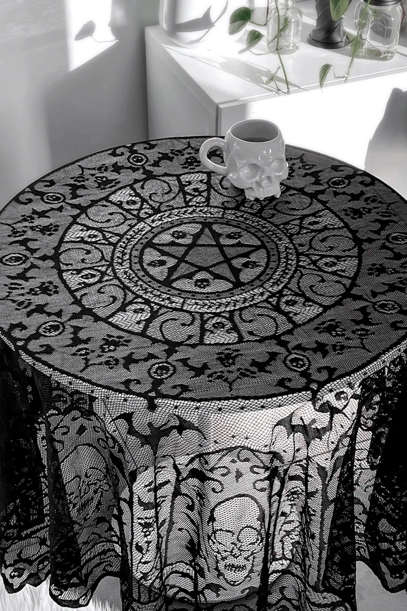 Asra Lace Tablecloth