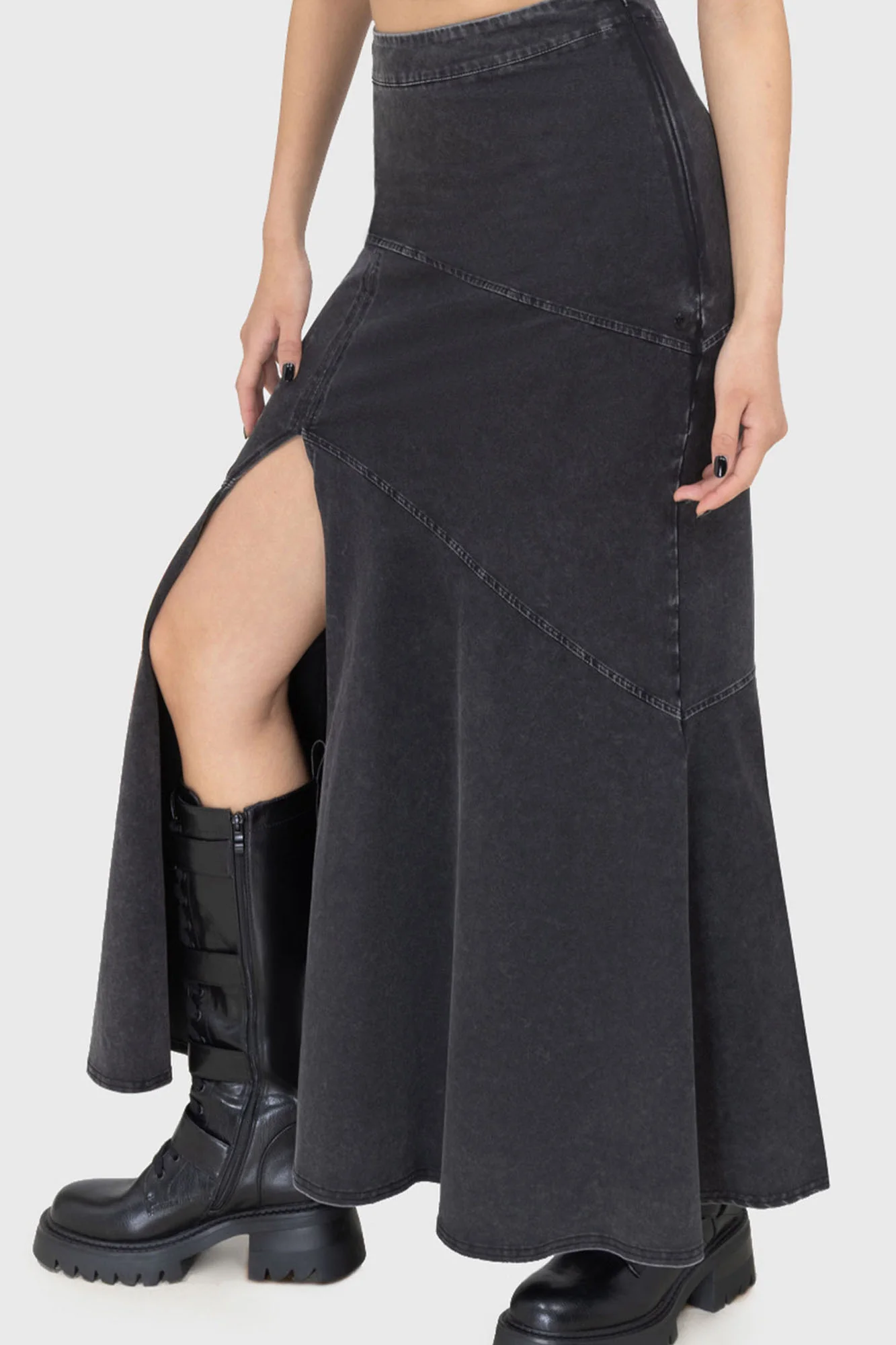 Dark Age Skirt - Image 2