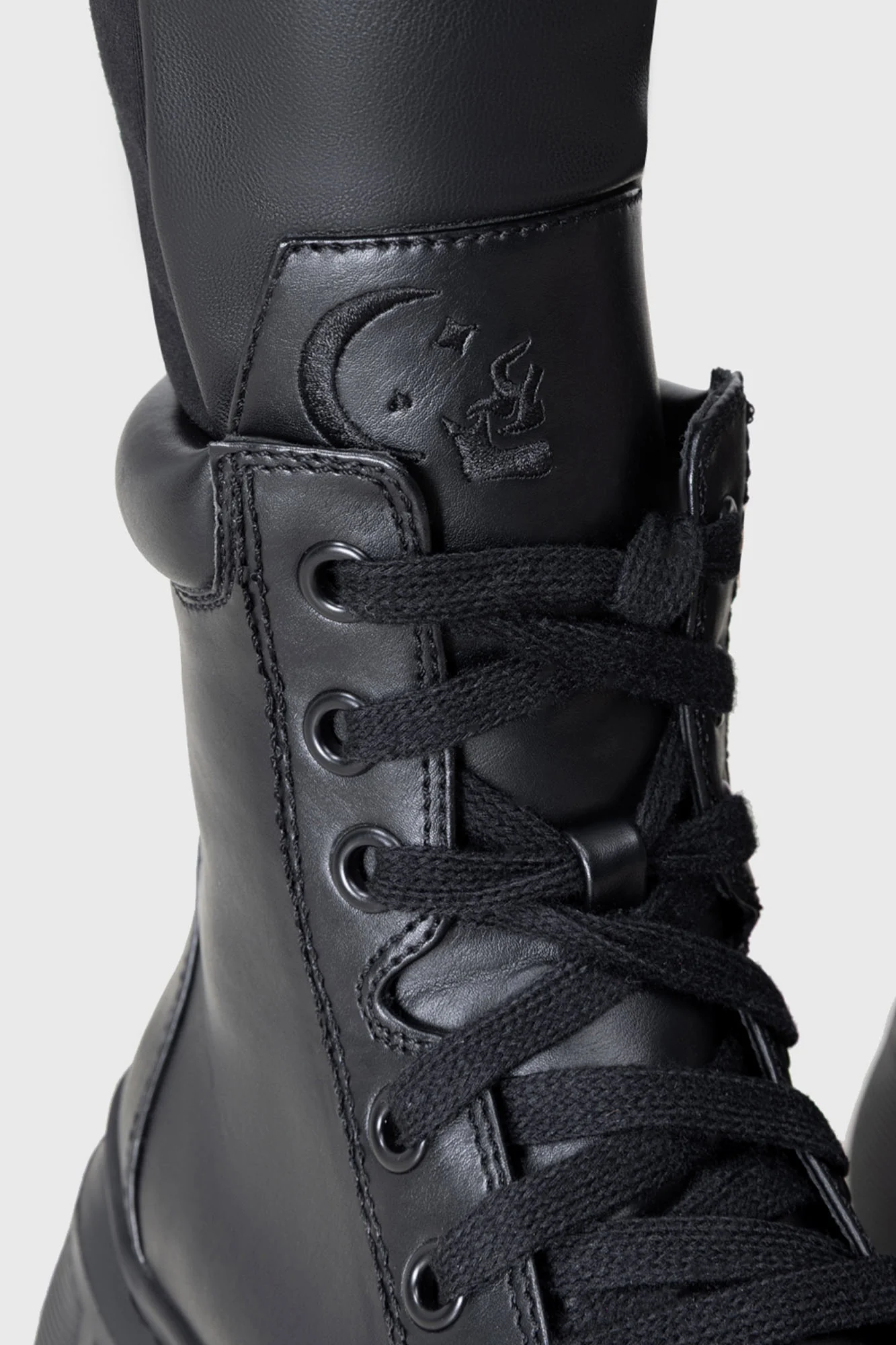 Discordant Boots - Image 3