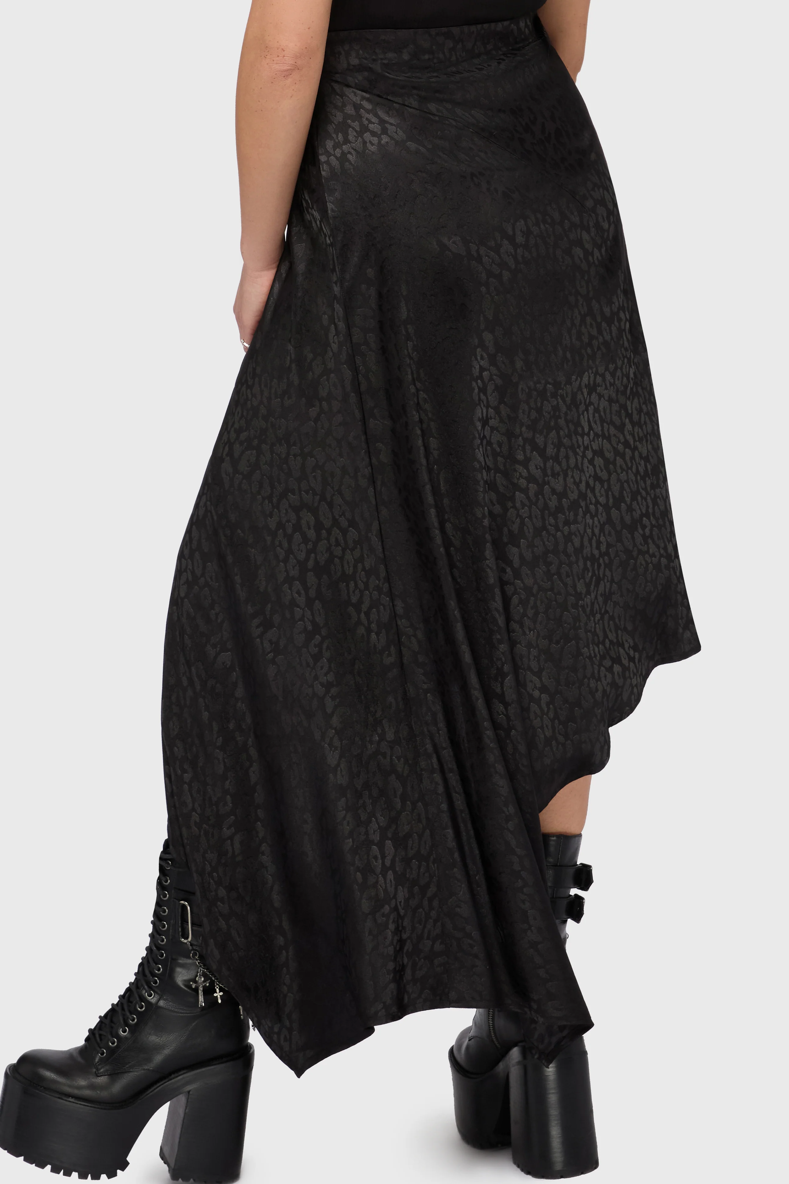 Kihilist Nova Asymmetric Skirt - Image 5