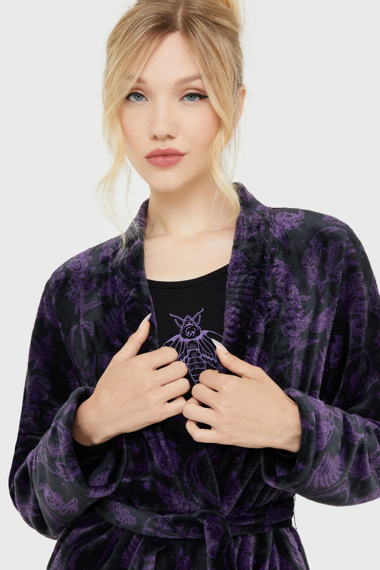 Midnight Moth Robe - Image 2