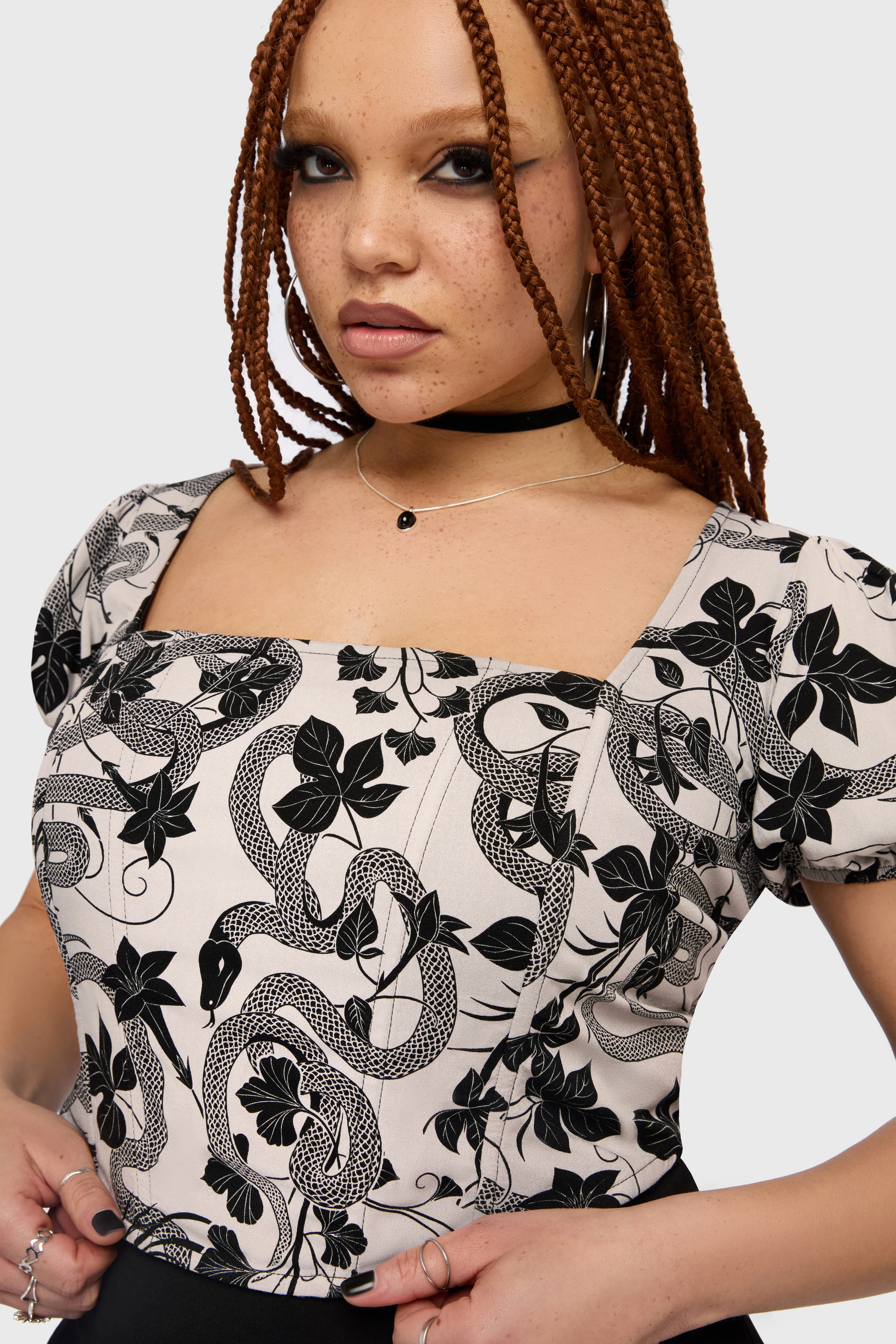 Venomous Rose Puffed Sleeve Corset Top - Image 4